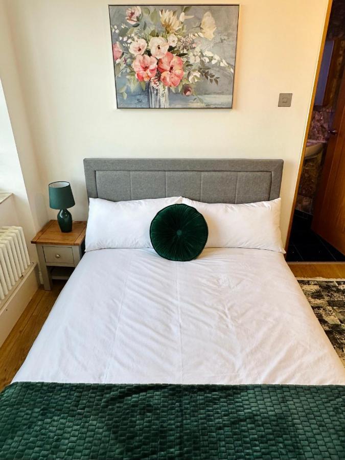 לונדון Beautiful Quality Apartment In Camden Town מראה חיצוני תמונה